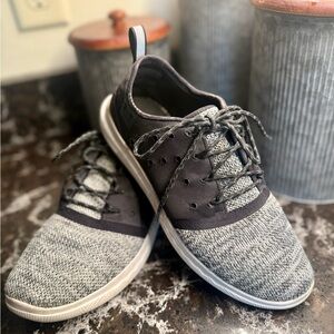 Under Armour Charcoal and Light Gray Athletic Shoes